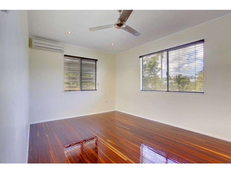 16 Valencia Street, Kirwan QLD 4817
