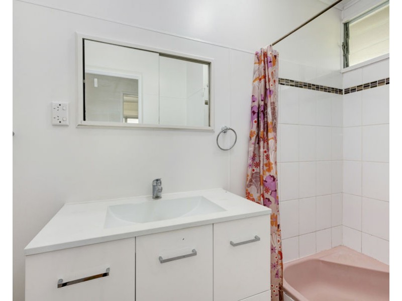 2/16 Leeds Street, Gulliver QLD 4812