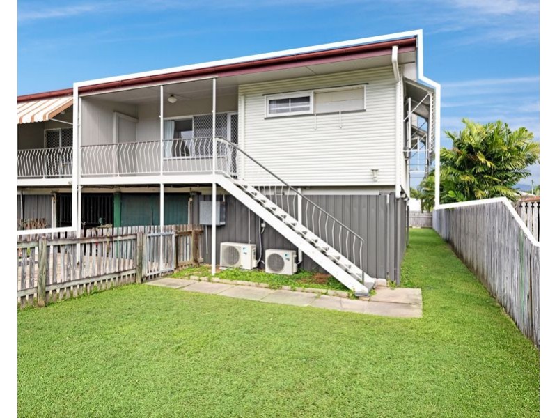 2/16 Leeds Street, Gulliver QLD 4812