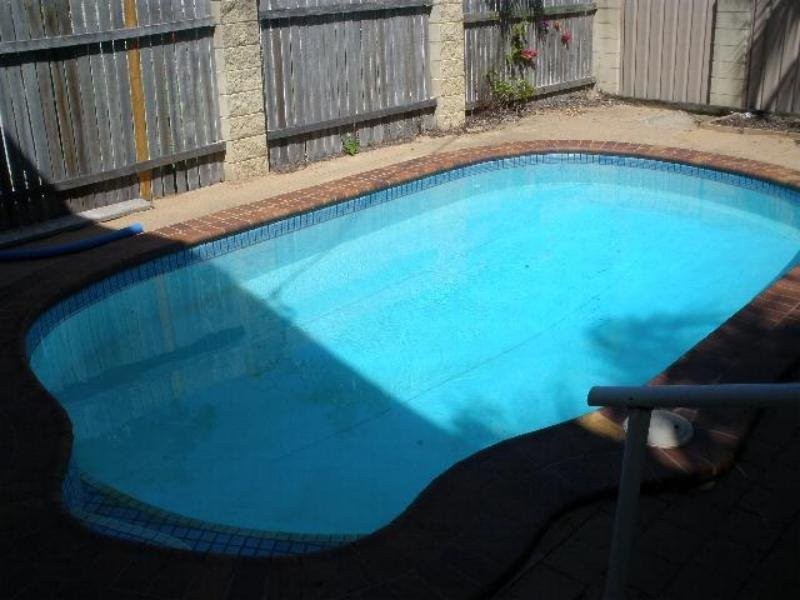 4/7 Cook Street, North Ward QLD 4810