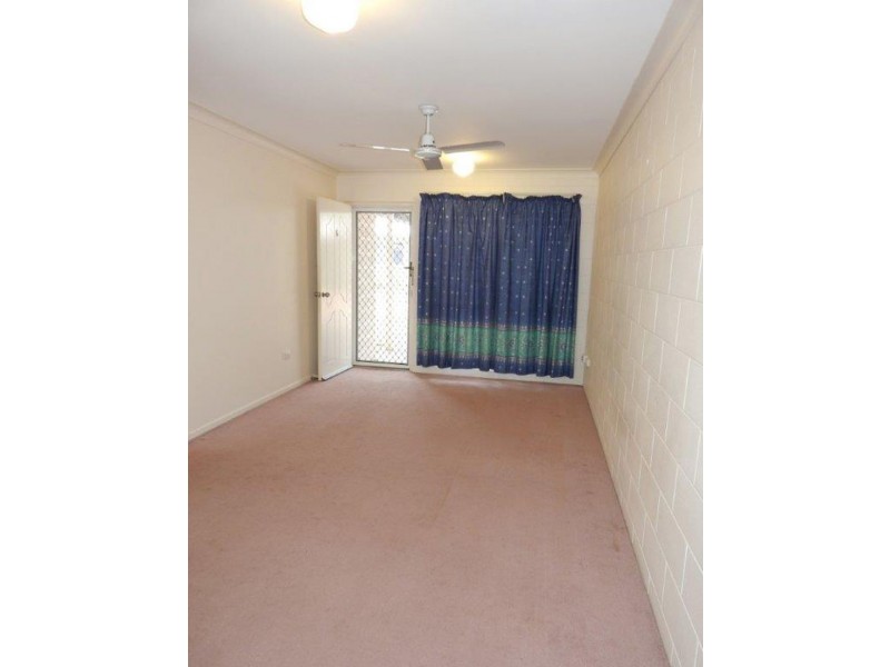 5/32 Henry Street, West End QLD 4810
