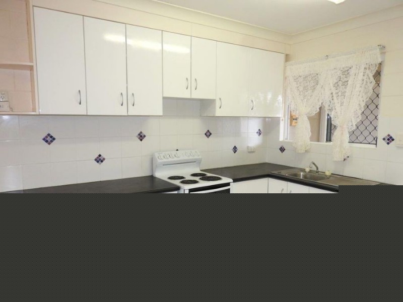 5/32 Henry Street, West End QLD 4810