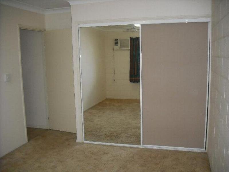 1/90 Dearness Street, Garbutt QLD 4814