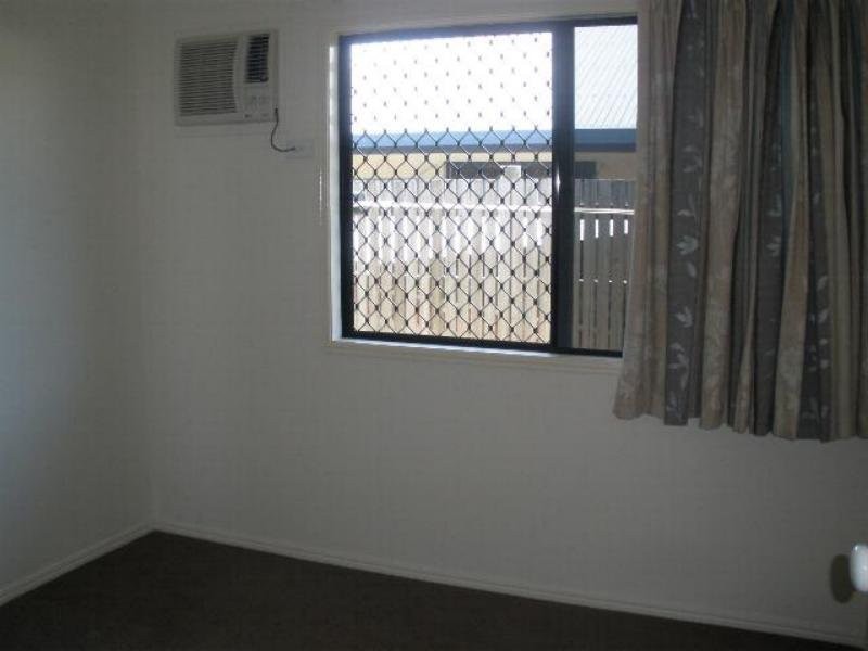 55 Crestbrook Drive, Mount Louisa QLD 4814