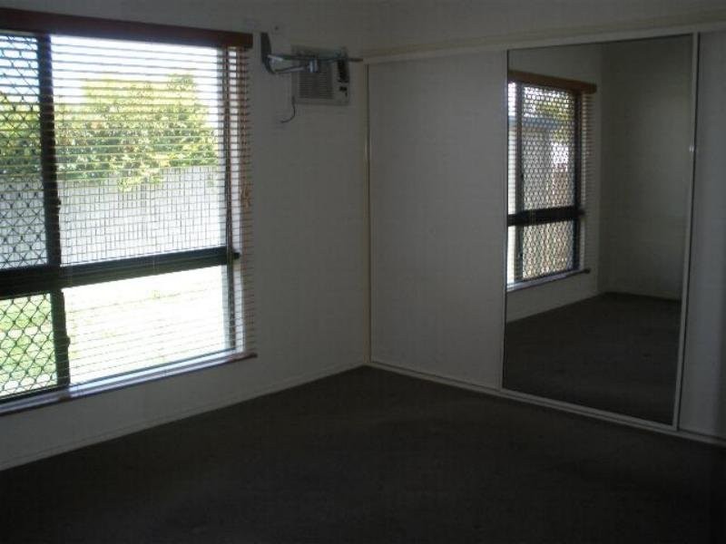 55 Crestbrook Drive, Mount Louisa QLD 4814