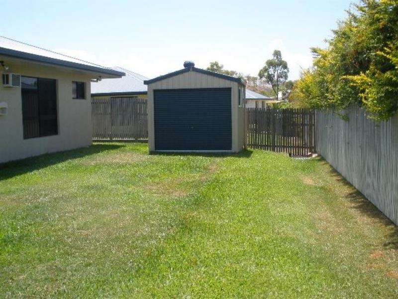 55 Crestbrook Drive, Mount Louisa QLD 4814