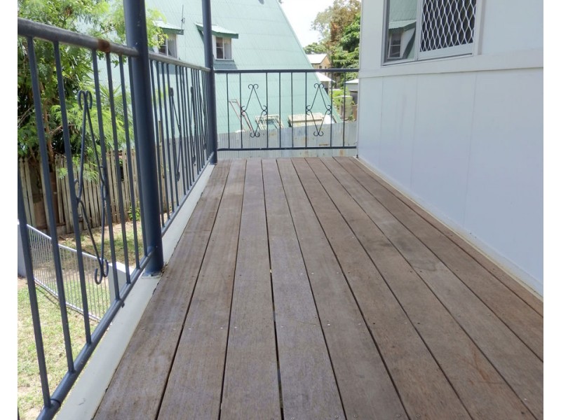 4 Rita Court, Kelso QLD 4815