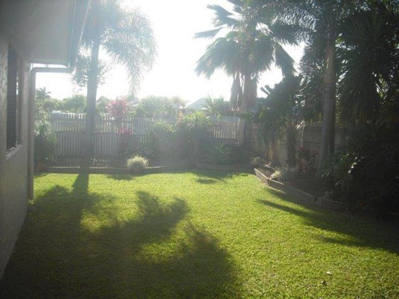 11 Concord Crescent, Kirwan QLD 4817