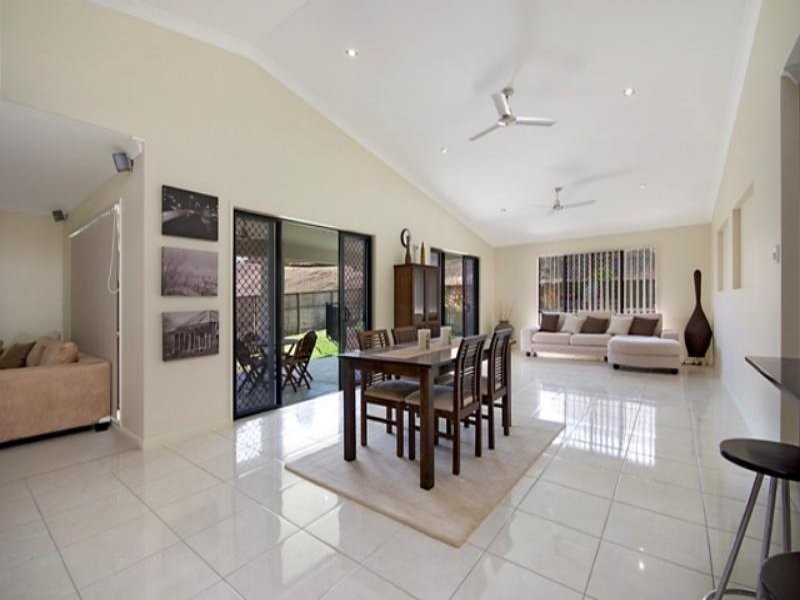 11 Jindalee Crs, Douglas QLD 4814