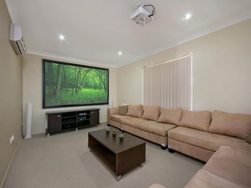 11 Jindalee Crs, Douglas QLD 4814