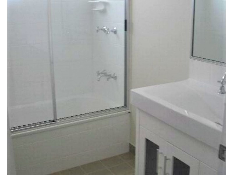 12a Shark Court, Mount Louisa QLD 4814