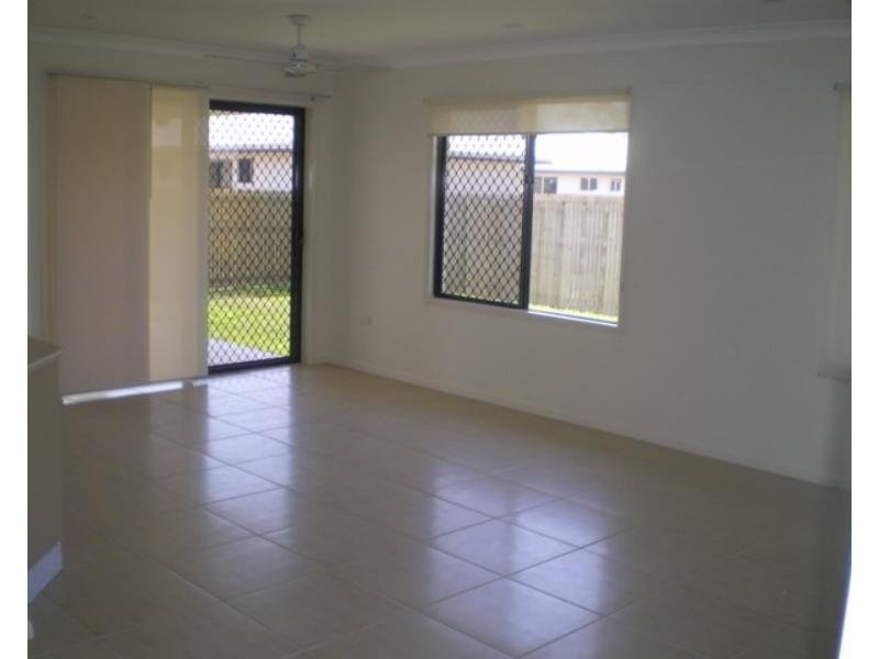 6 Skylark Place, Kelso QLD 4815