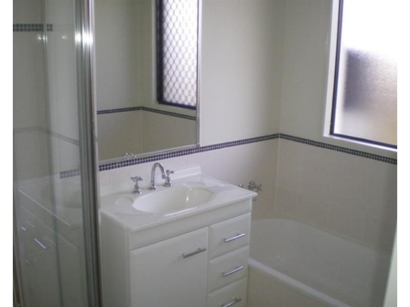 6 Skylark Place, Kelso QLD 4815