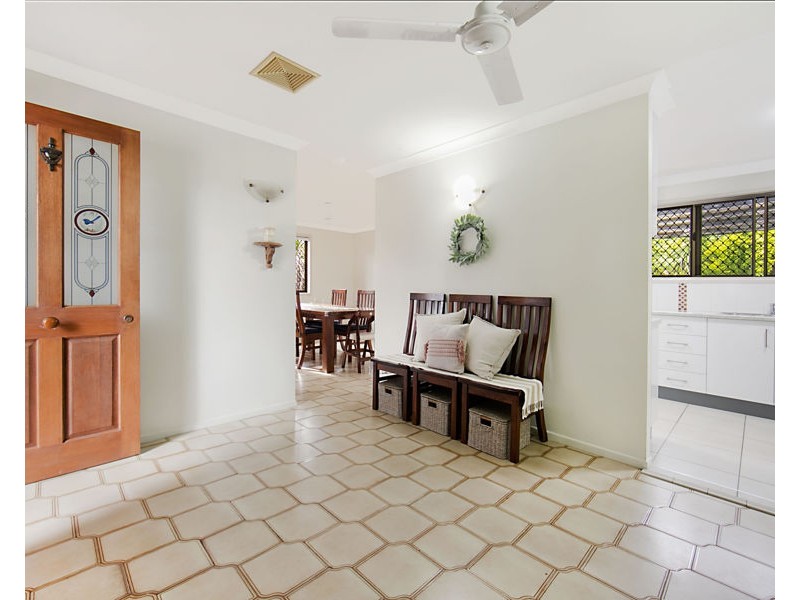 10 Sallows Street, Pallarenda QLD 4810