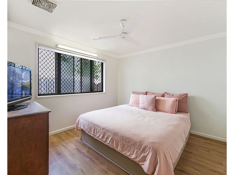 10 Sallows Street, Pallarenda QLD 4810