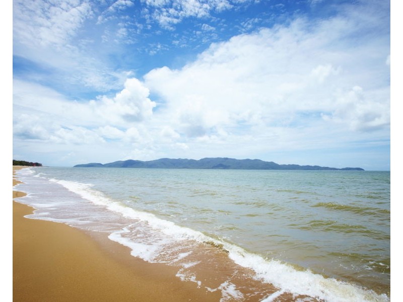 10 Sallows Street, Pallarenda QLD 4810