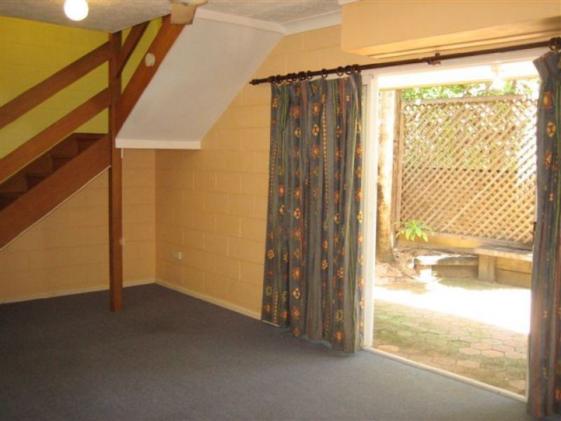 5/7 Mcilwraith Street, South Townsville QLD 4810