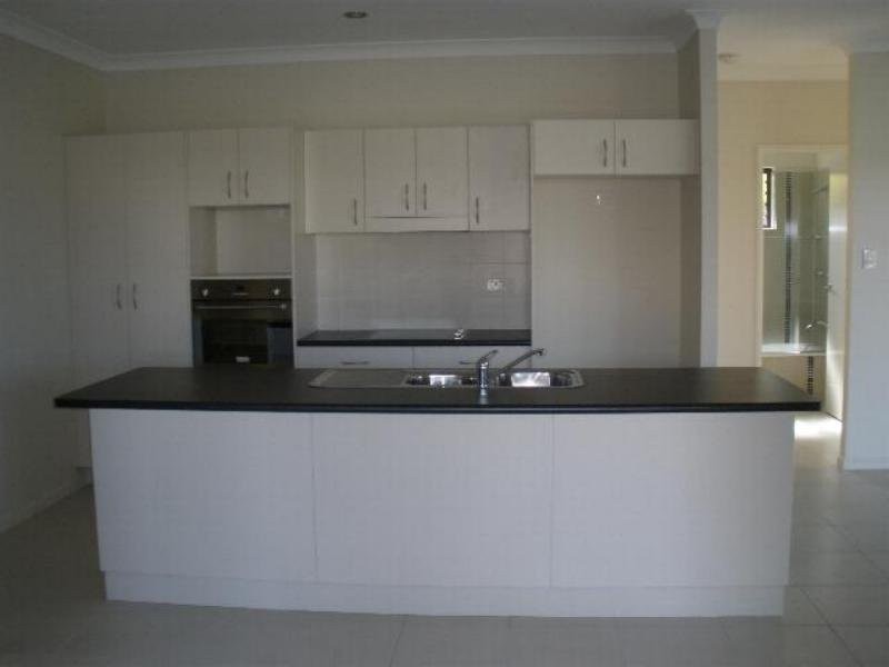 Bohle Plains QLD 4817