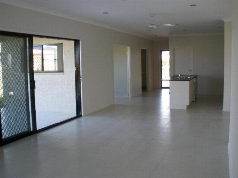 Bohle Plains QLD 4817