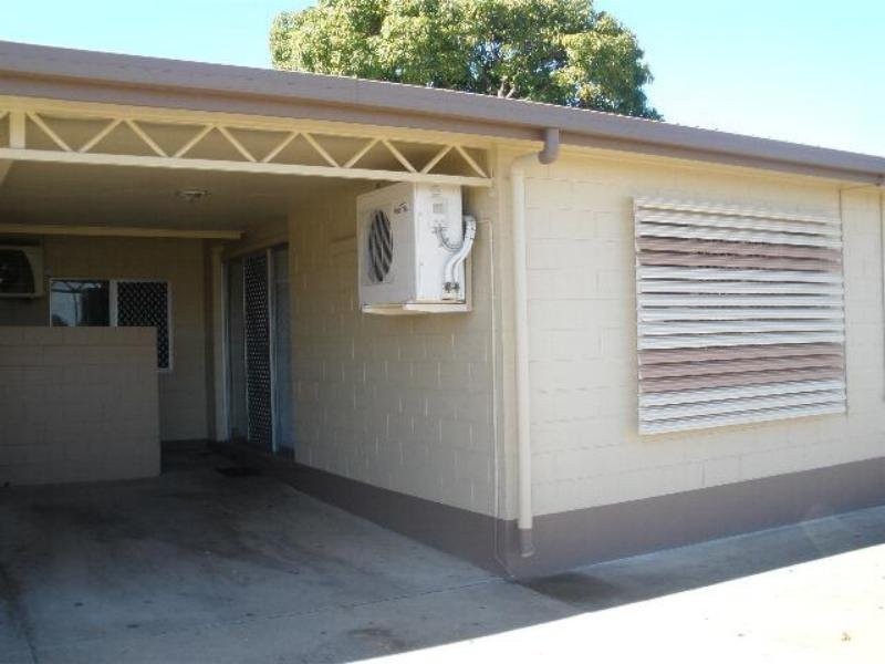 West End QLD 4810