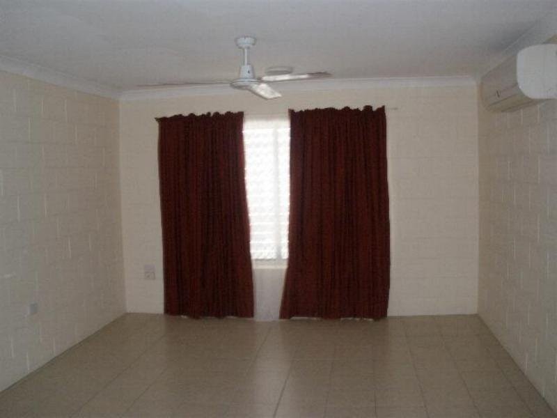 West End QLD 4810