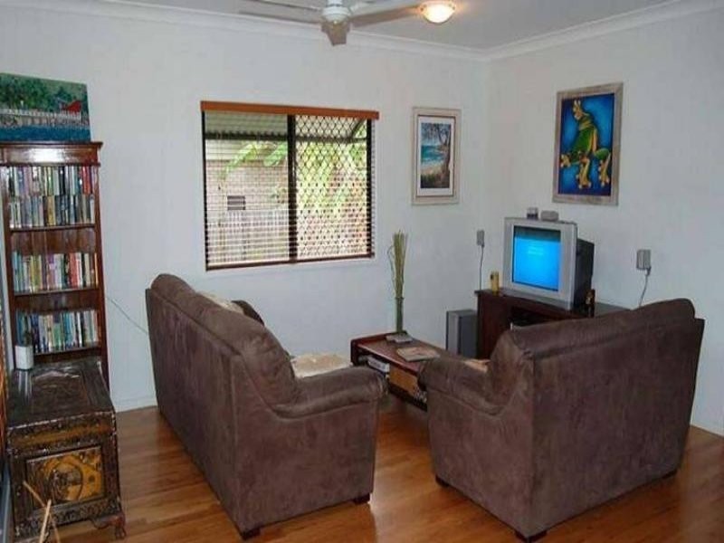 2 Doorey Street, Railway Estate QLD 4810