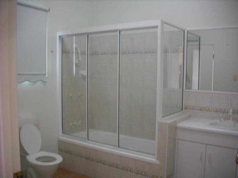 Railway Estate QLD 4810