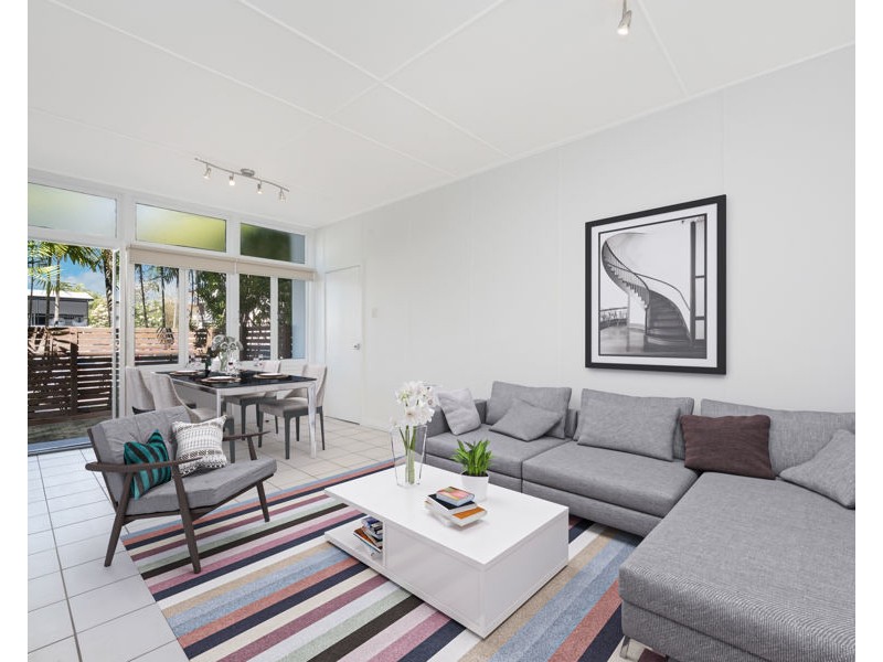 4/30 Landsborough Street, North Ward QLD 4810