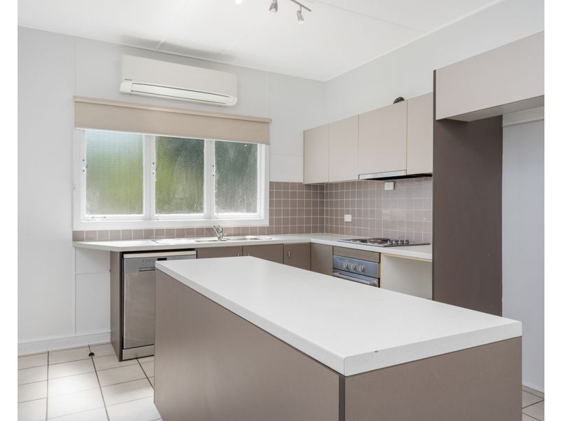 4/30 Landsborough Street, North Ward QLD 4810