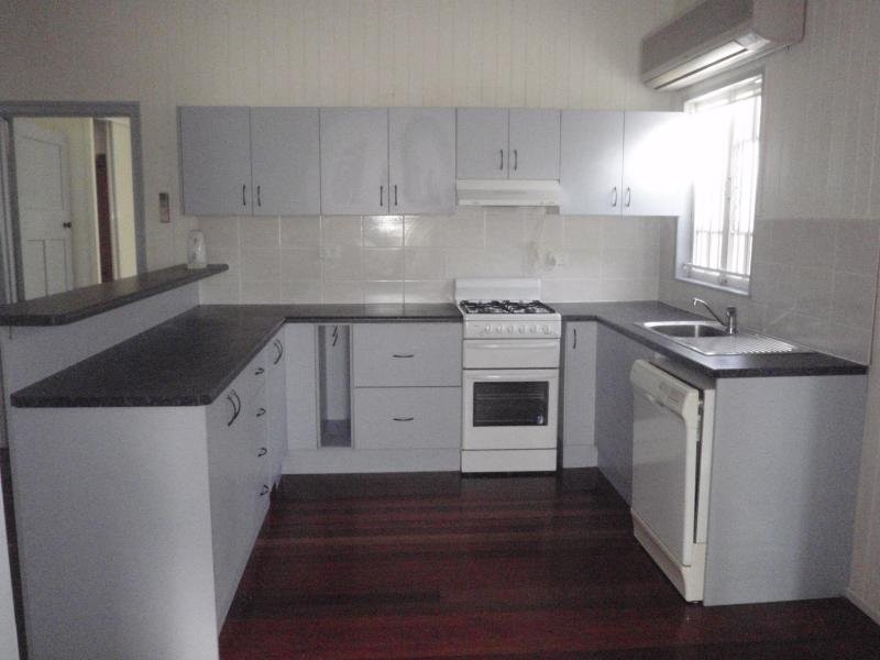 Hermit Park QLD 4812