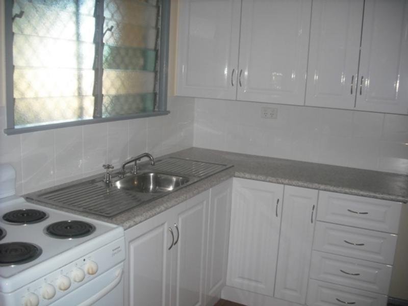 3/8 Price Street, Belgian Gardens QLD 4810