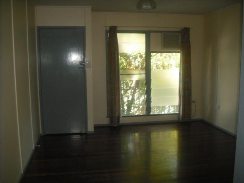 3/8 Price Street, Belgian Gardens QLD 4810