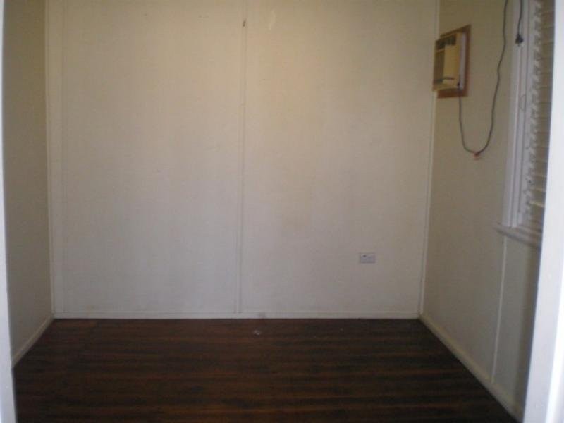 Railway Estate QLD 4810