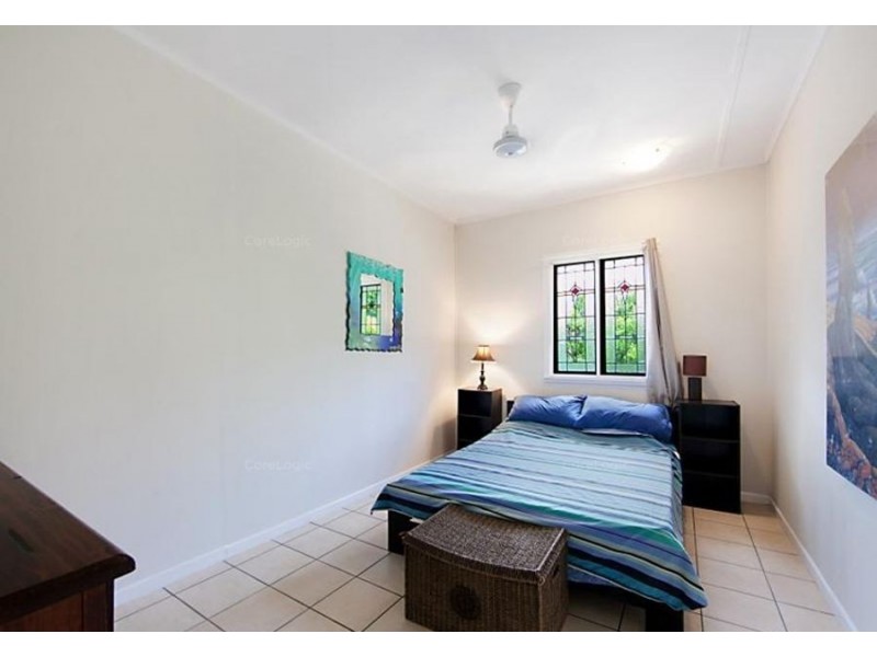 28 Green Street, West End QLD 4810