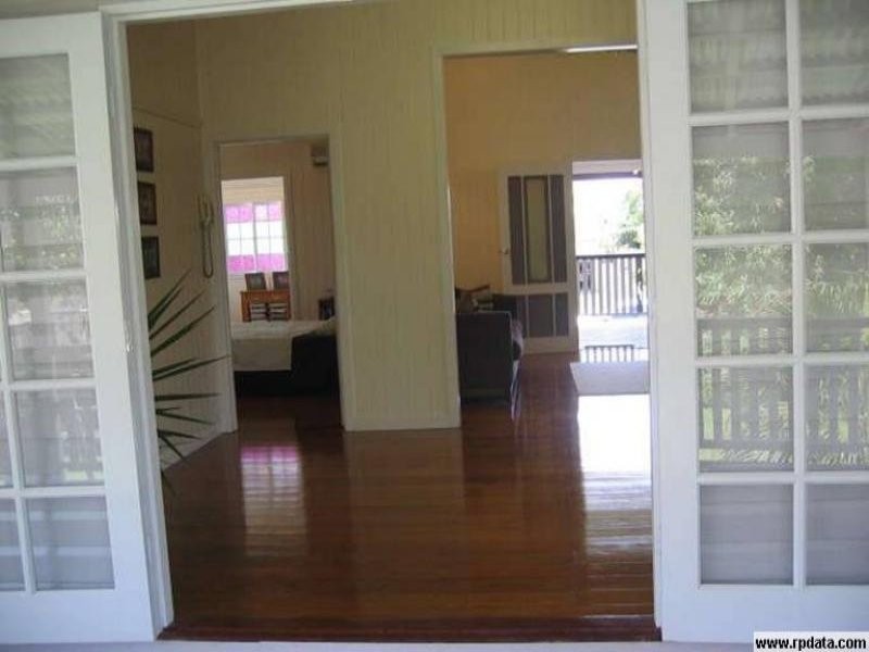 Pimlico QLD 4812