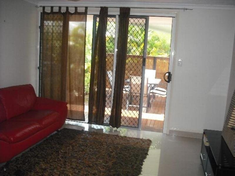 West End QLD 4810