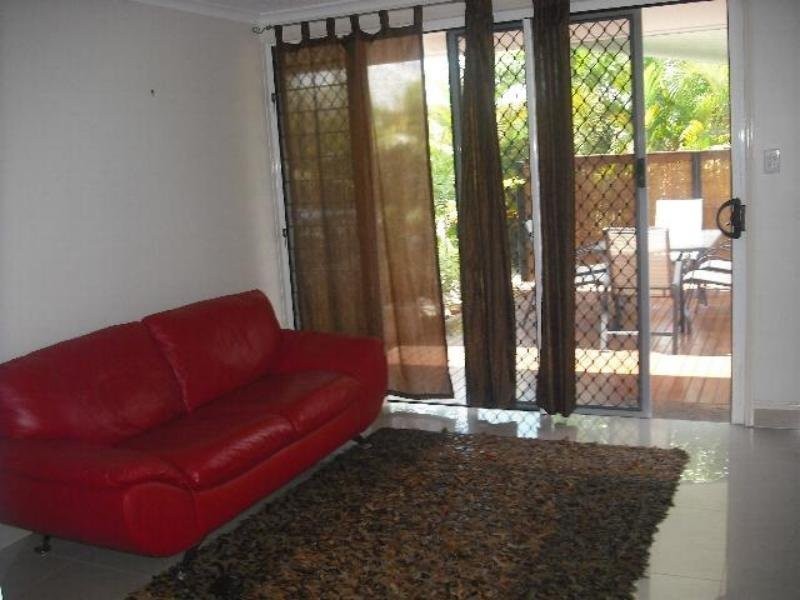 West End QLD 4810