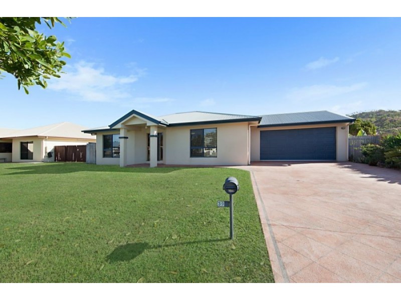 39 Bamboo Crescent, Mount Louisa QLD 4814