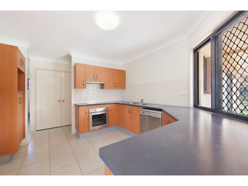 39 Bamboo Crescent, Mount Louisa QLD 4814