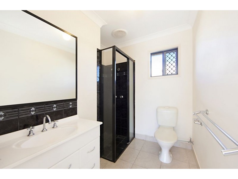 39 Bamboo Crescent, Mount Louisa QLD 4814