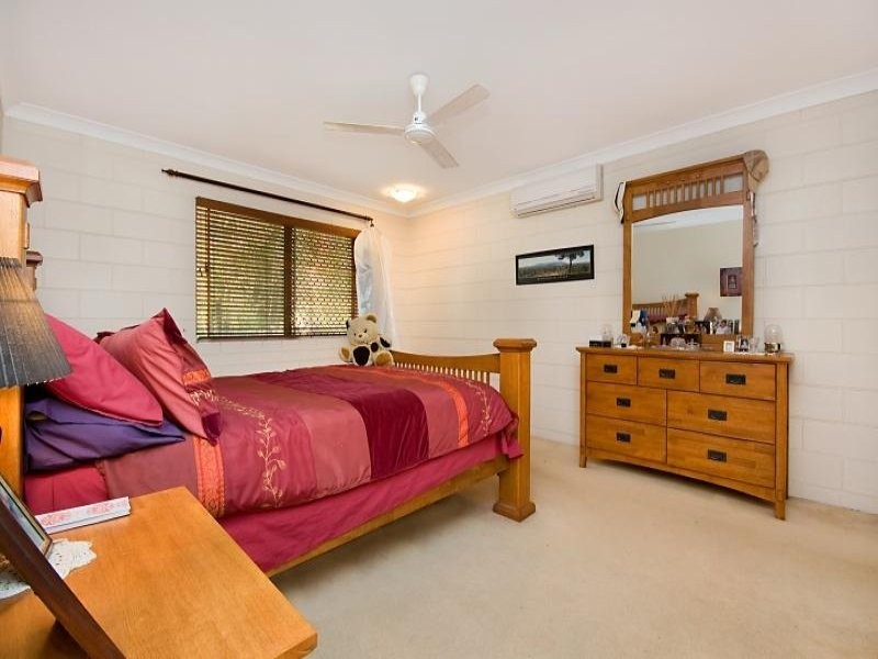 2 Pacific Avenue, Bushland Beach QLD 4818