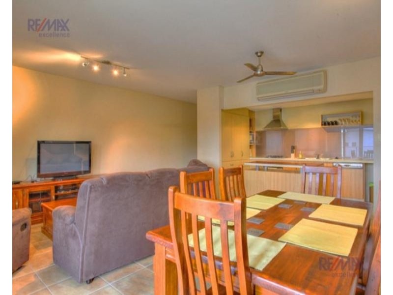 3/237 Riverside Boulevard, Douglas QLD 4814