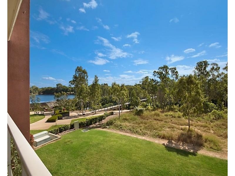 3/237 Riverside Boulevard, Douglas QLD 4814
