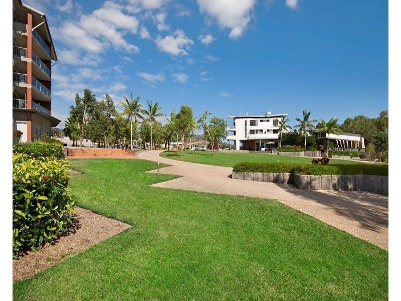 3/237 Riverside Boulevard, Douglas QLD 4814
