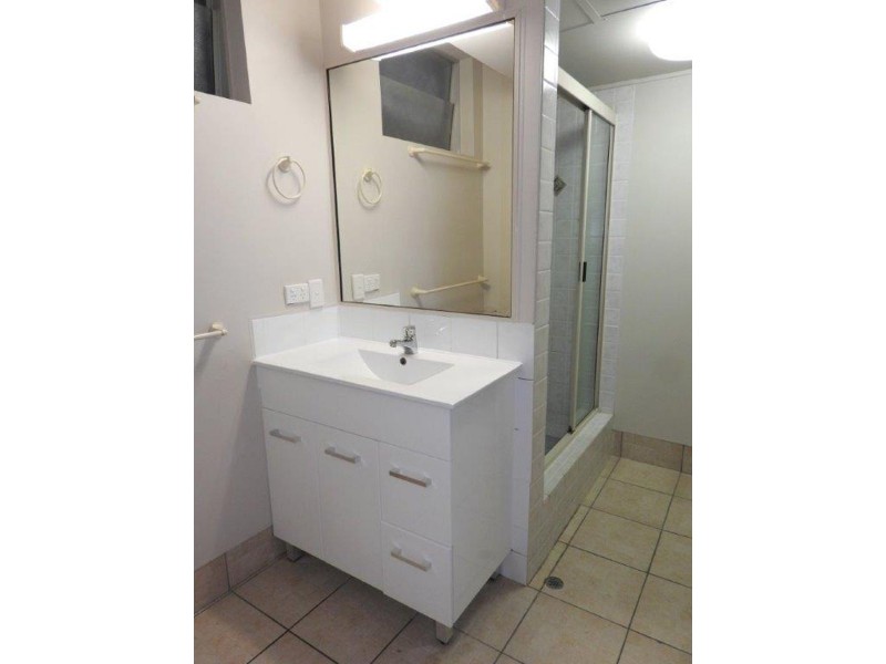 1/6 Hale Street, Townsville City QLD 4810