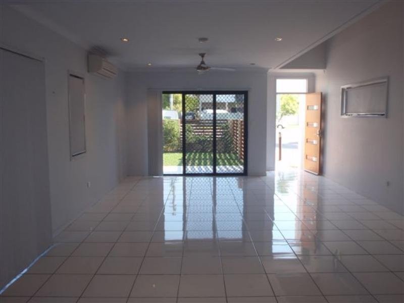 4/45 Cook Street, North Ward QLD 4810