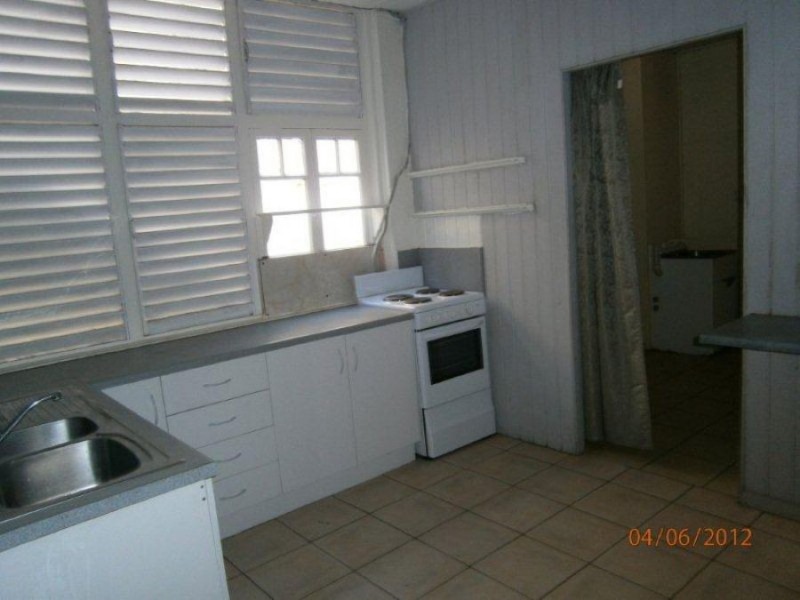 4/1-3 Fletcher Street, Townsville City QLD 4810