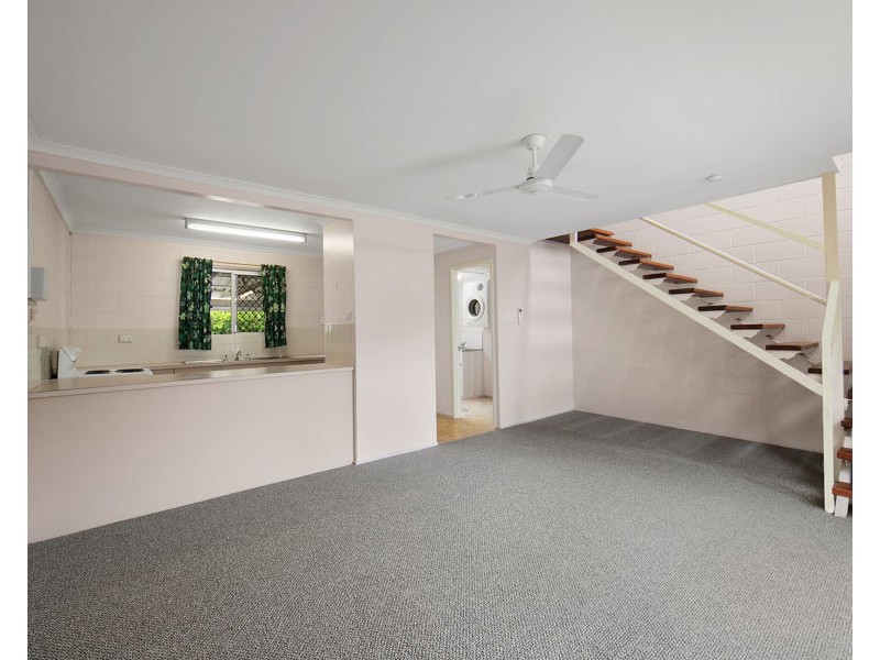 15/21-23 Landsborough Street, North Ward QLD 4810