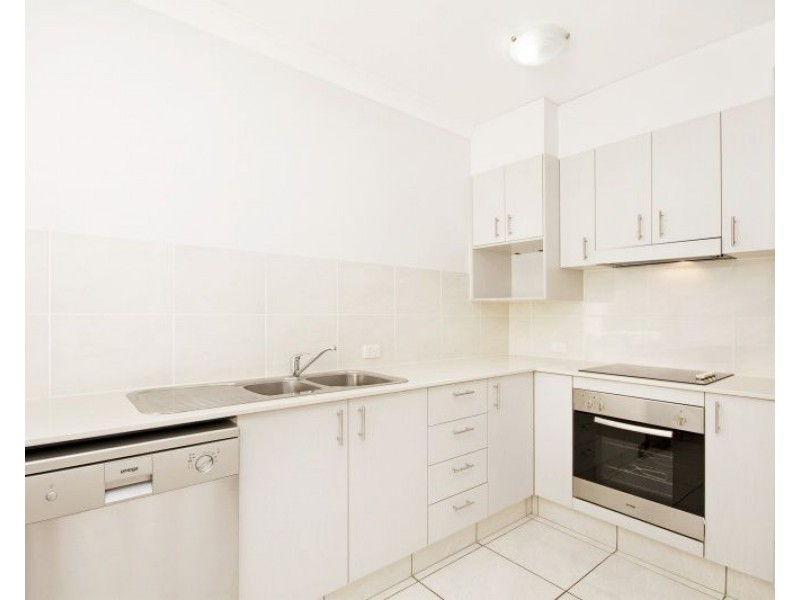 12/51 Harold Street, West End QLD 4810
