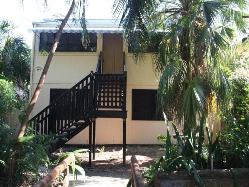 3/12 Knapp Street, Townsville City QLD 4810